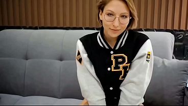 Blowjob given by the opposing team's cheerleader