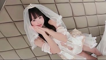 [Marriage] "Become a daddy??" Is this what ultimate happiness feels like? A horny bride whose penis is overflowing with happiness and a marriage Rolls-Royce mating!?